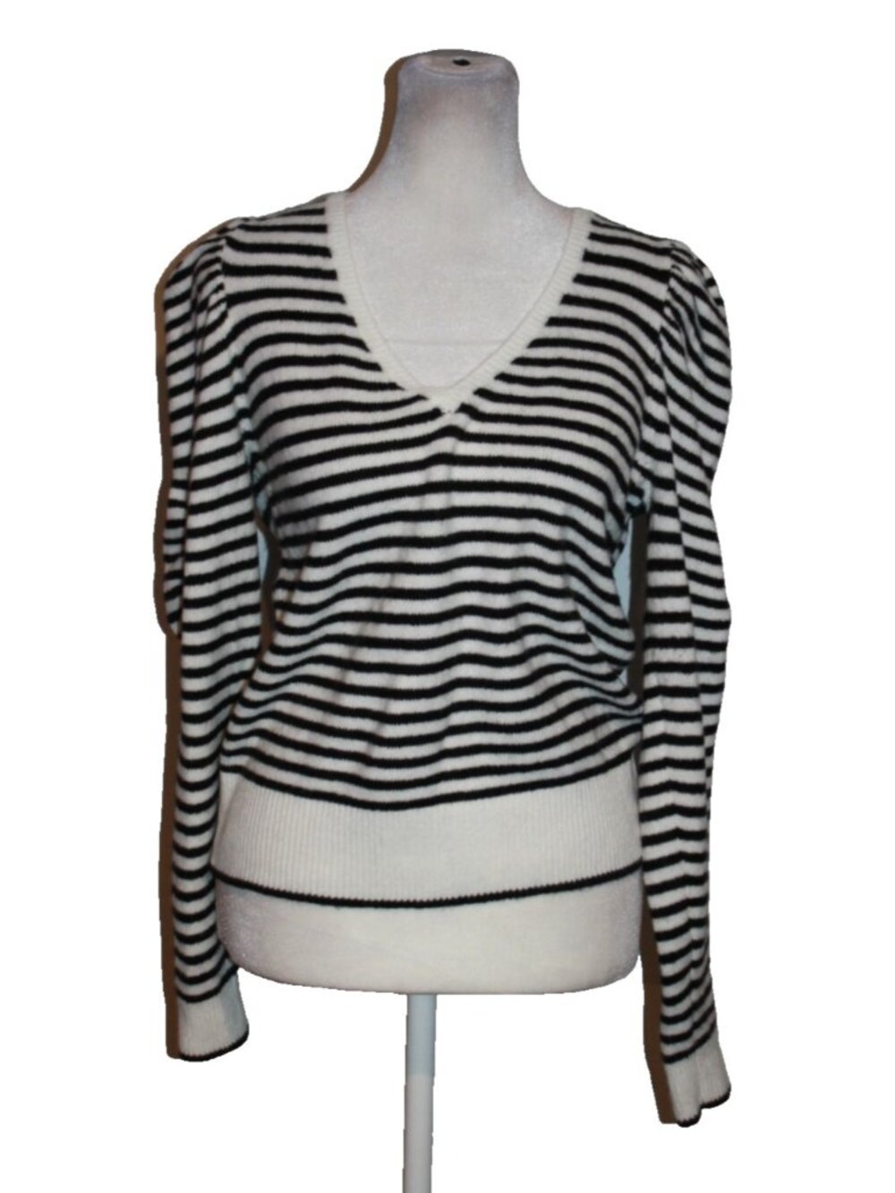 White House Black Market Womens Size XS Sweater Black & White Stripe V-Neck